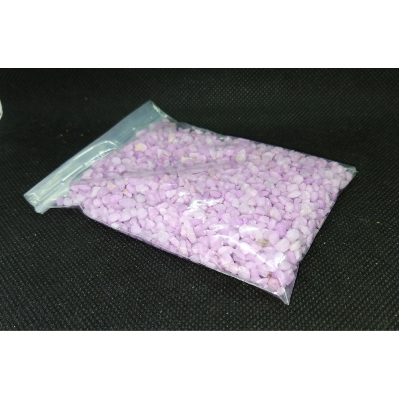 zakje kleine lila steentjes 100gr.